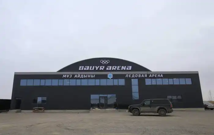 Нурдаулет Килыбай ознакомился с ходом строительства нового ледового дворца в Актау (6)