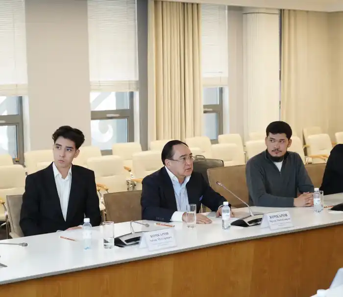 В ТУРКЕСТАНСКОЙ ОБЛАСТИ ВЕДУТСЯ ПЕРЕГОВОРЫ О СТРОИТЕЛЬСТВЕ СПОРТИВНО-ОБРАЗОВАТЕЛЬНОГО ХАБА НОВОГО ПОКОЛЕНИЯ (4)