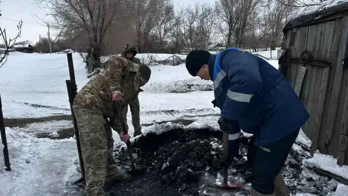 В Наурзумском районе стартовал международный волонтерский проект "Снежный десант" Павлодаре