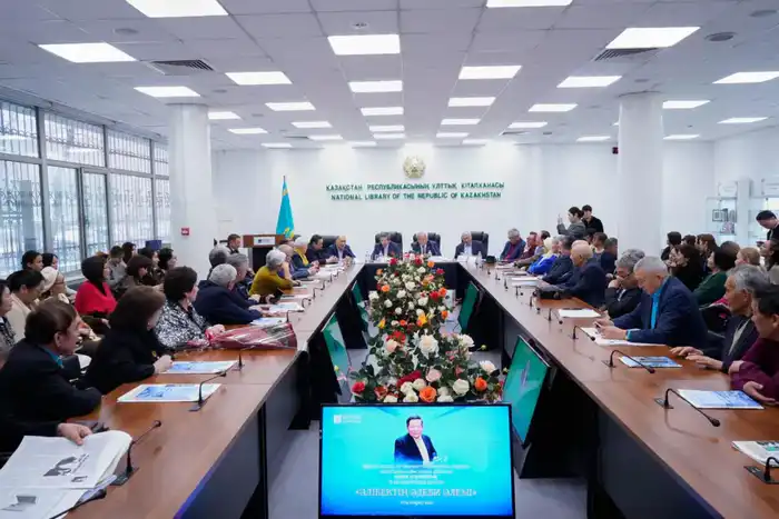 Литературно-познавательный вечер к 75-летию Алибека Аскарова прошел в Национальной библиотеке РК (6)