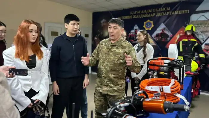 Участники «Азбуки правопорядка» узнали о работе спасателей в Карагандинской области Павлодаре