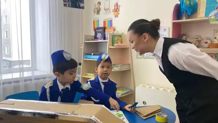 В Астане прошел практический семинар для педагогов детских садов и учителей школ (3)