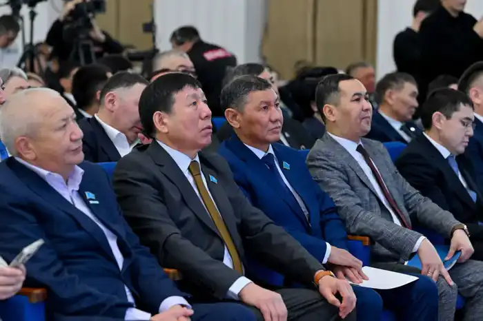 Форум "Қаладан – ауылға": новая Конституция как основа для защиты прав человека и национальных интересов Павлодаре