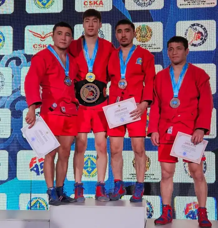 Гвардейцы завоевали 10 медалей на Чемпионате Республики Казахстан по самбо (2)
