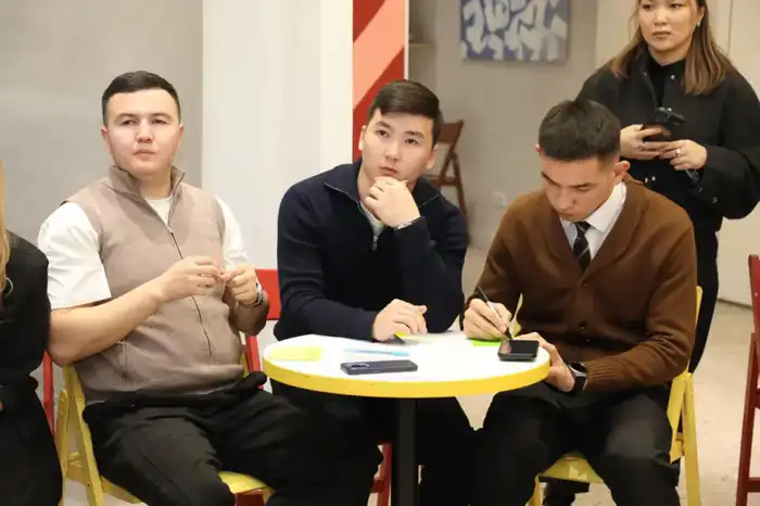 Алматы поддерживает республиканский референдум Павлодаре