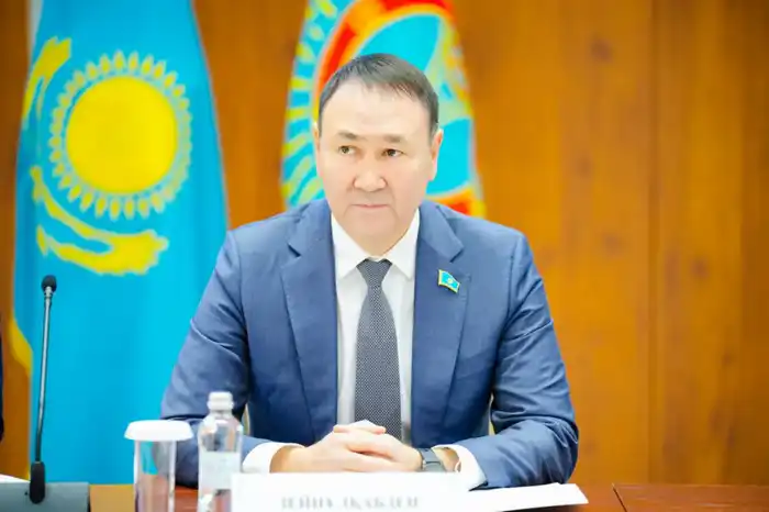 В Астане ветераны сплели новую паутину поддержки между поколениями Павлодаре