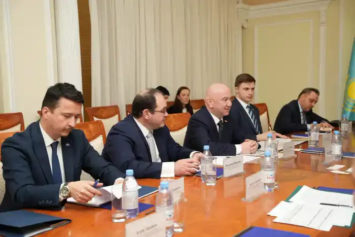 Казахстан и Сербия укрепляют стратегическое партнерство в энергетике (3)