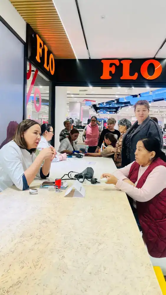 Островок здоровья: В торговом центре проведен бесплатный анализ крови (8)