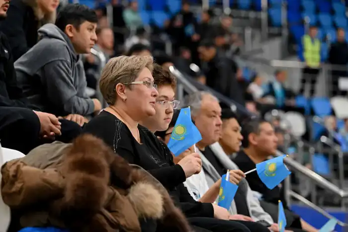 В Семее прошла акция в поддержку проекта новой Конституции (3)