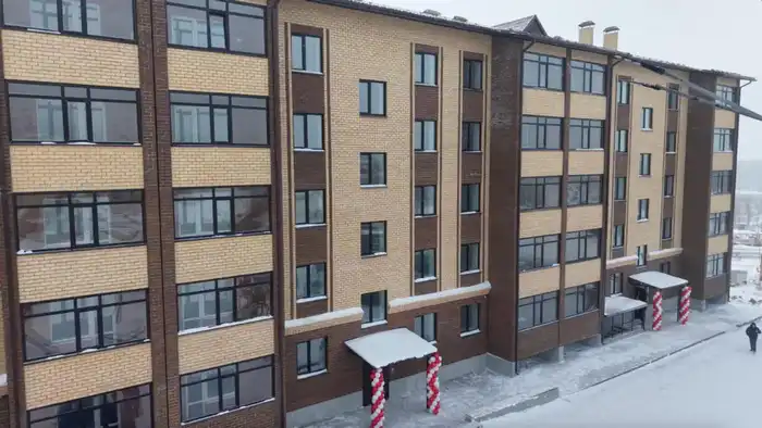 31 семья из социально уязвимых категорий получила новые арендные квартиры в Акмолинской области Павлодаре