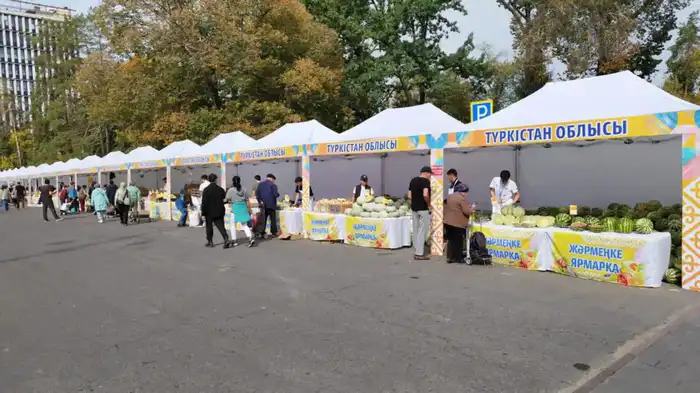 Более миллиона человек посетили ярмарки выходного дня в Алматы, поддерживая местных фермеров Павлодаре