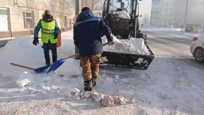 Астана освобождается от снежного плена: более 6 млн кубометров снега вывезено с начала зимы Павлодаре