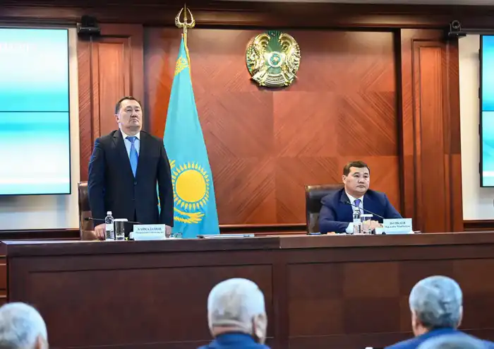 Представлен новый ректор Университета имени Коркыт ата (4)