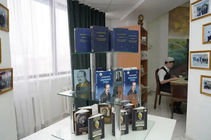 «Мустафа Шокай – великий сын всех тюркских народов»: в Астане прошла международная научно-практическая конференция (3)