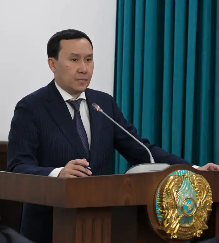 В акимате области подвели итоги работы здравоохранения за 2025 год и обсудили развитие зимних видов спорта (10)