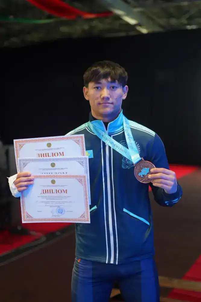 Тяжелая атлетика Туркестанская область 5 медалей чемпионат РК Павлодаре