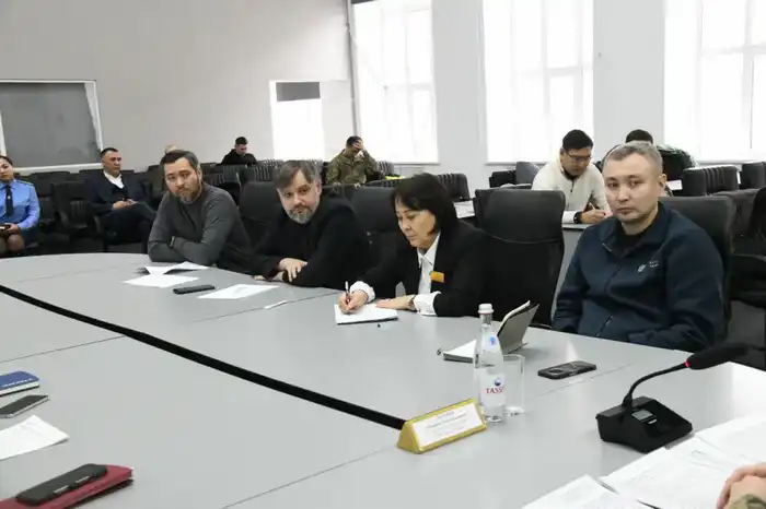 В Астане обсудили новые требования по пожарной безопасности для высотных зданий, акцентируя важность защиты жизни граждан Павлодаре