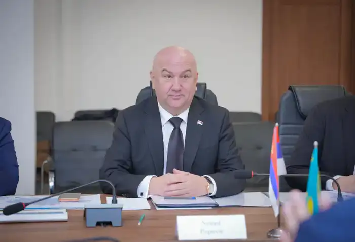 Состоялась встреча министров Казахстана и Сербии по вопросам научно-технологического сотрудничества (2)