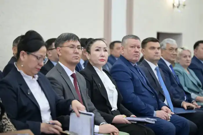 Обозначены ключевые векторы развития региона (6)