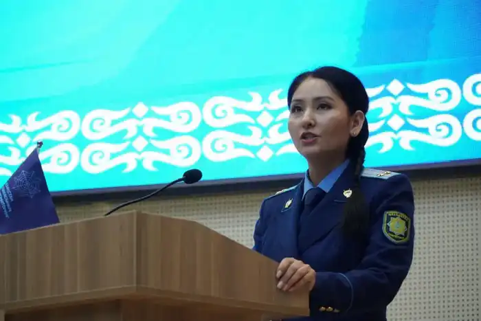 Форум в Астане сосредоточился на финансовой и цифровой безопасности для работников дошкольных организаций Павлодаре