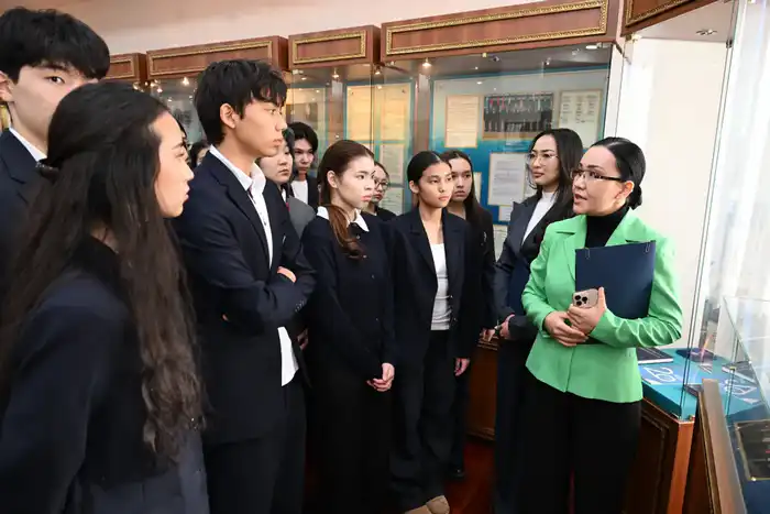 Экскурсия учащихся Канадской международной школы в Министерство иностранных дел РК Павлодаре
