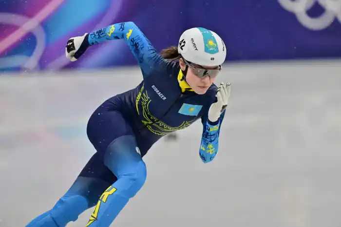 Казахстанские шорт-трекистки стартовали на Олимпиаде в Милане (2)