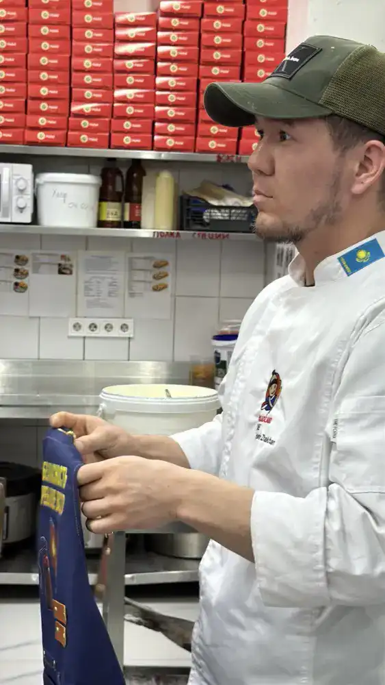 «Огненные правила»: в столичных кафе напомнили о безопасности на кухне Павлодаре