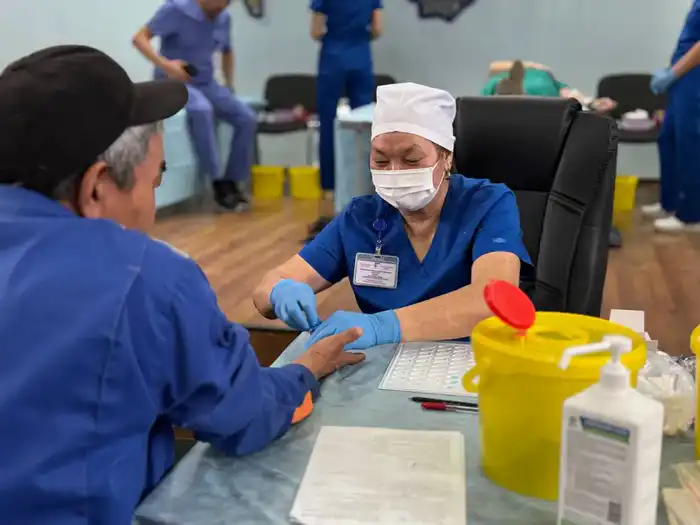 60 доноров сдали кровь в кардиоцентре Алматы в рамках акции Павлодаре