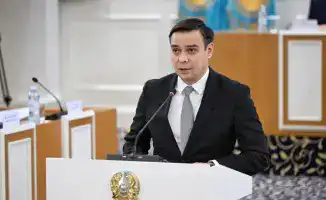 Артур Ластаев призывает к конституционной защите прав человека на жильё и предлагает вынести проект новой Конституции на референдум