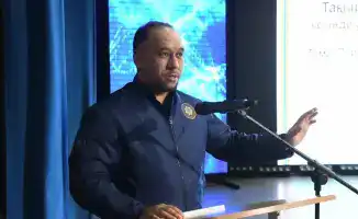 Спасатели Астаны обучают школьников безопасности