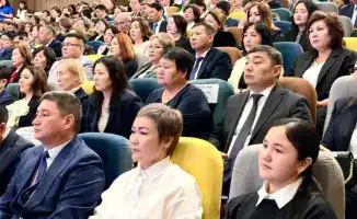 Казахстан: новый курс на образование, где знания становятся ключом к высокотехнологичному будущему