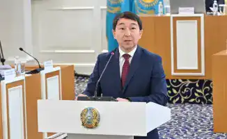 В проекте новой Конституции Казахстана закрепляется тенге как национальная валюта, согласно Бакыту Нурмуханову