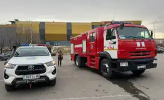 Обсуждение поведения водителей при проезде спецмашин в Таразе: мнение местных жителей
