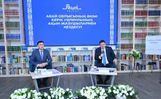 Словесные мосты: аким области вдохновляет местных поэтов и писателей на новые свершения