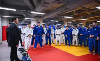 Министр спорта Казахстана акцентирует внимание на честности и подготовке сборных к международным соревнованиям