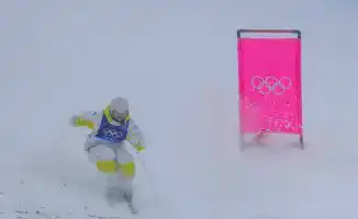 Анастасия Городко вышла в четвертьфинал параллельного могула на Олимпиаде в Италии