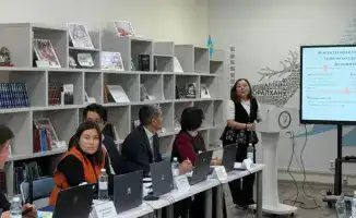 Семинар в Восточно-Казахстанской области: Языковые изменения и технологии искусственного интеллекта в образовании
