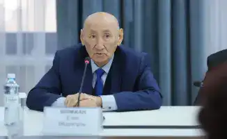 Встреча Ербола Карашукеева с творческой интеллигенцией по вопросам новой Конституции