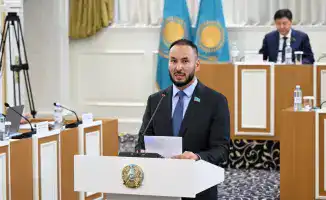 Казахстанская Конституция: поддержка от Айдарбека Ходжаназарова