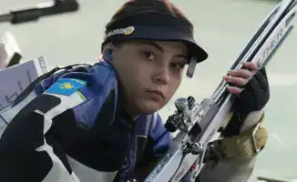София Шульженко устанавливает новые мировые и азиатские рекорды на чемпионате Азии по стрельбе в Дели