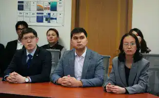 Студенты ЕНУ на экскурсии в мир прав человека: встреча с Омбудсменом