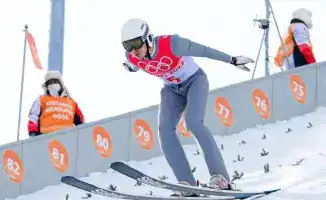 Чингиз Ракпаров: прыжок с большого трамплина определяет шансы на медаль в лыжном двоеборье