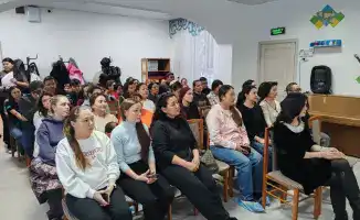 В Астане родители узнали о методах защиты от мошенничества на встрече с экономическими следователями