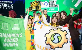 Alem Innovators from Almaty Win Champions Award at FIRST Robotics Championship, Securing Spot in Global Finals in Houston