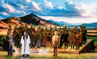 Премьера новой постановки оперы «Абай» в Алматы: сохранение традиций и обновление сценографии в культурной жизни города
