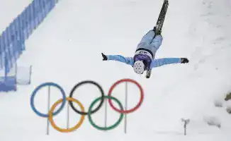 Фристайл-акробатика: снег меняет расписание в Милане!