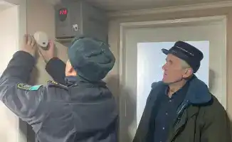 Профилактические рейды по пожарной безопасности продолжаются в регионах Казахстана