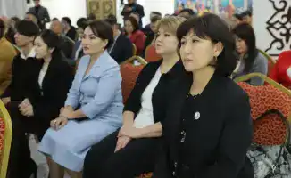 Ербол Карашукеев провел встречу с НПО в день Всемирного дня организаций