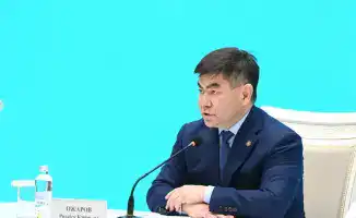 Эксперты обсудили Конституцию в Доме дружбы