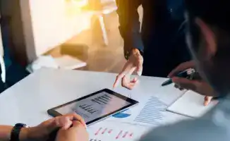 Налогообложение доходов нерезидентов от транспортно-экспедиторских услуг в Казахстане: ставка 20% и необходимость распределения доходов